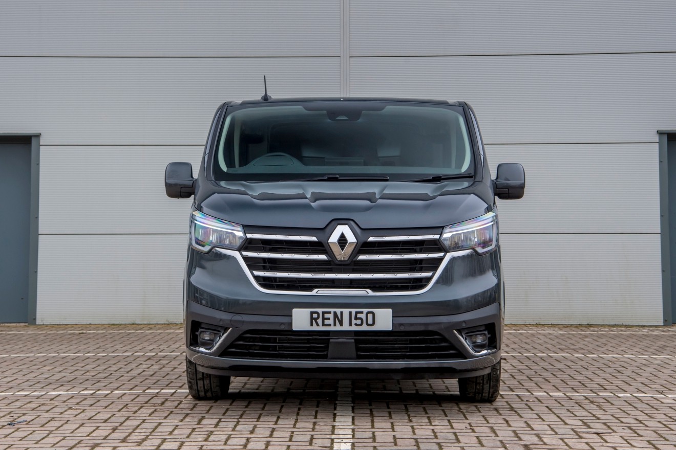 Renault Trafic Review 2024 | Honest John